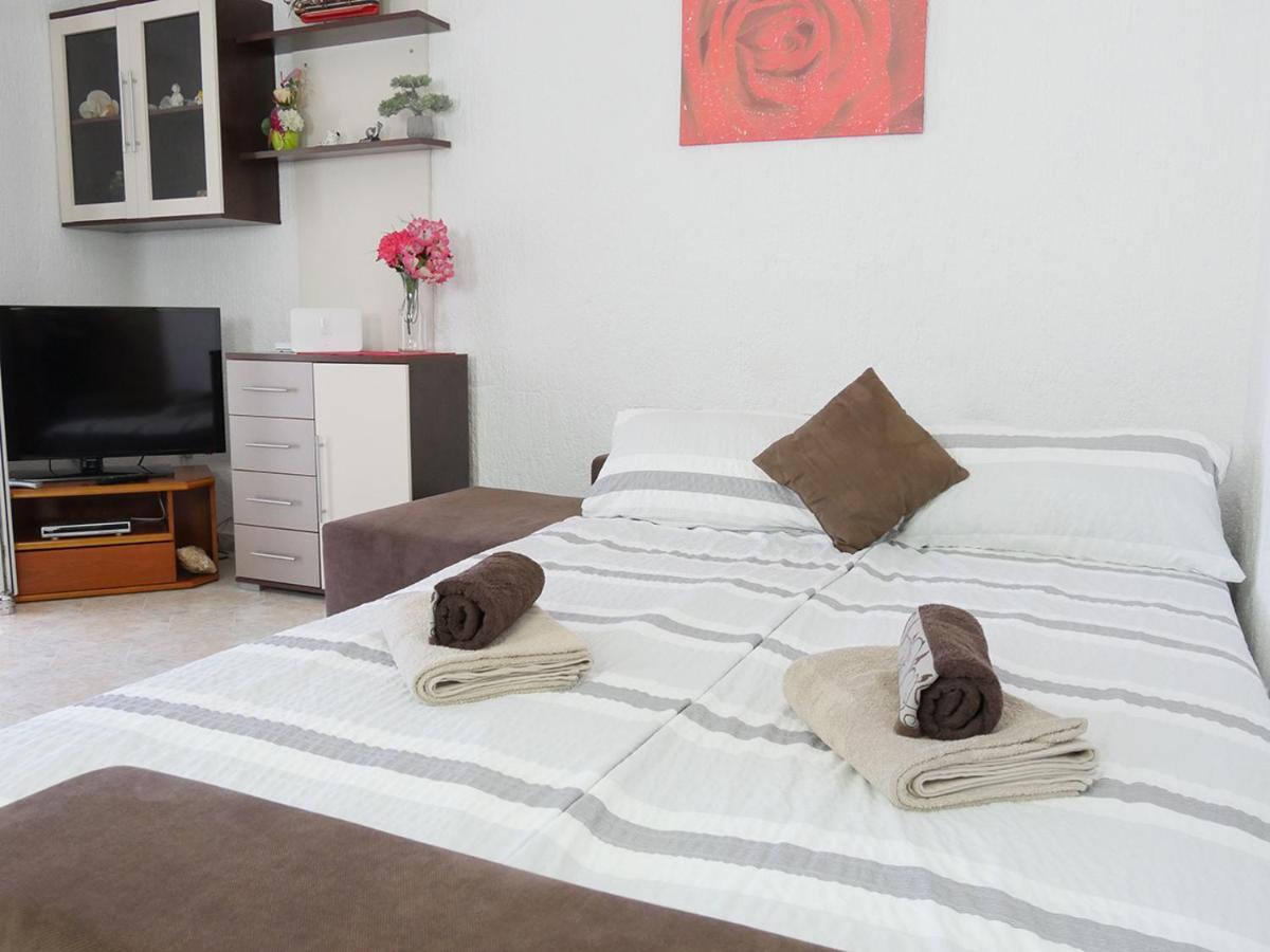Apartments-Novalja-Zrce Екстериор снимка